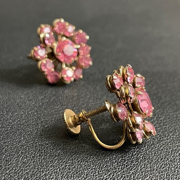 Pair Midcentury Pink Rhinestone & Goldtone Riveted Screw Back‎ Clip on Earrings - Picture 2 of 6
